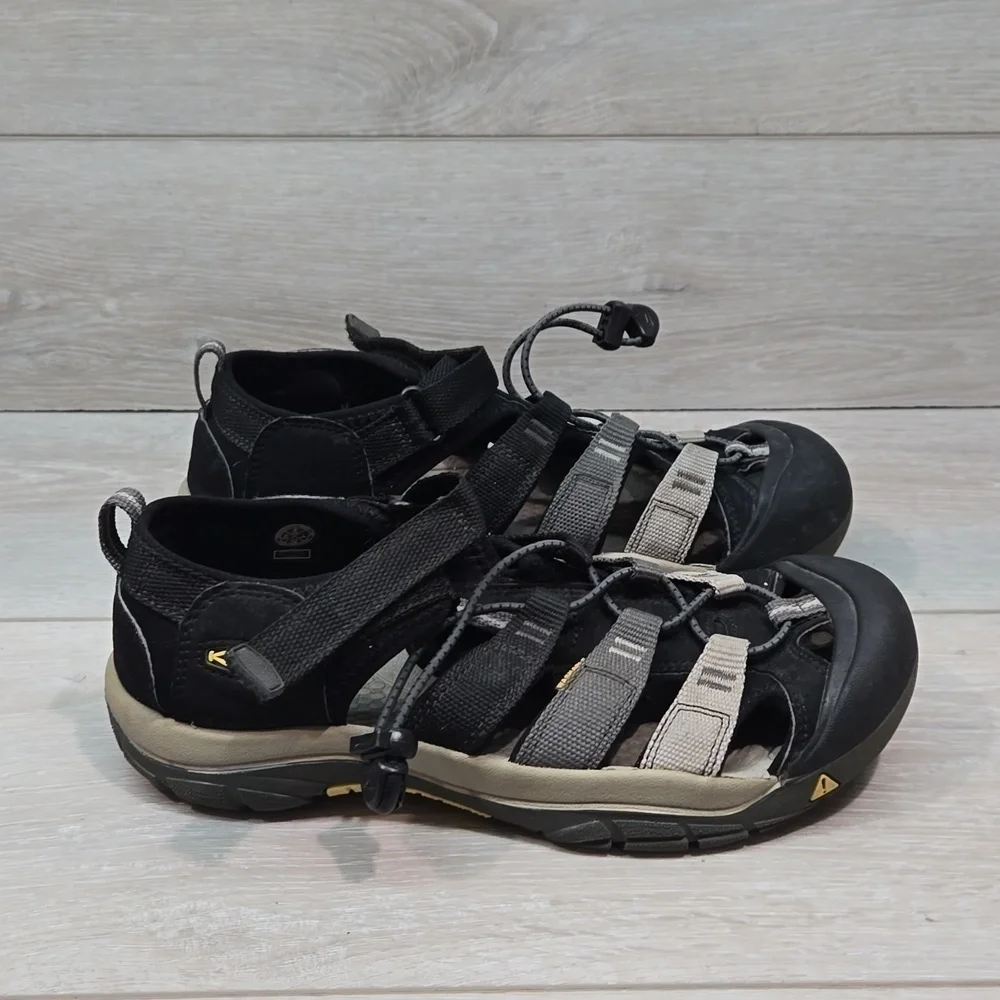 Keen Mens Outdoor Hiking Fisherman Whisper Sandals shoes sz 6